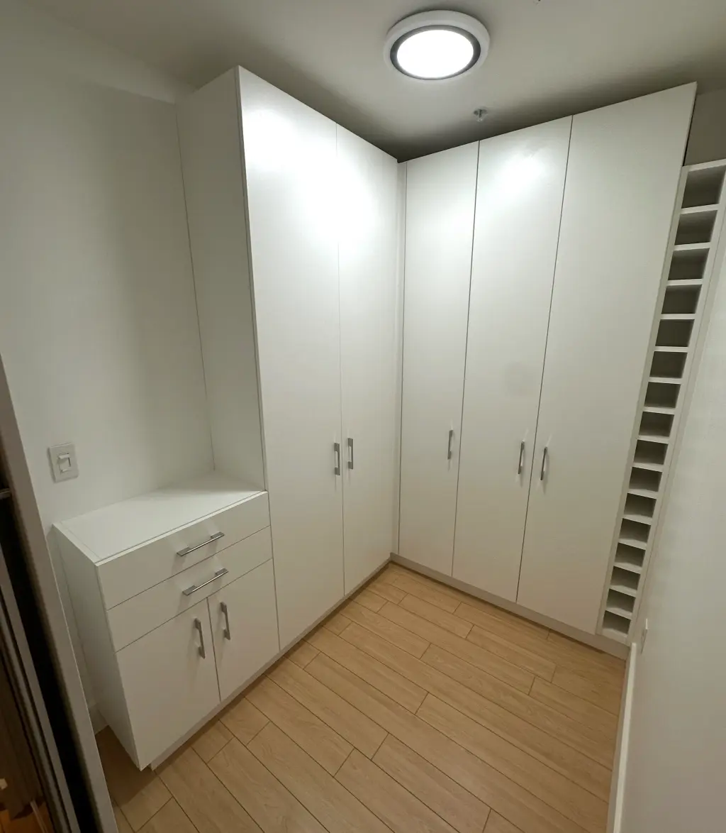 Custom Closets